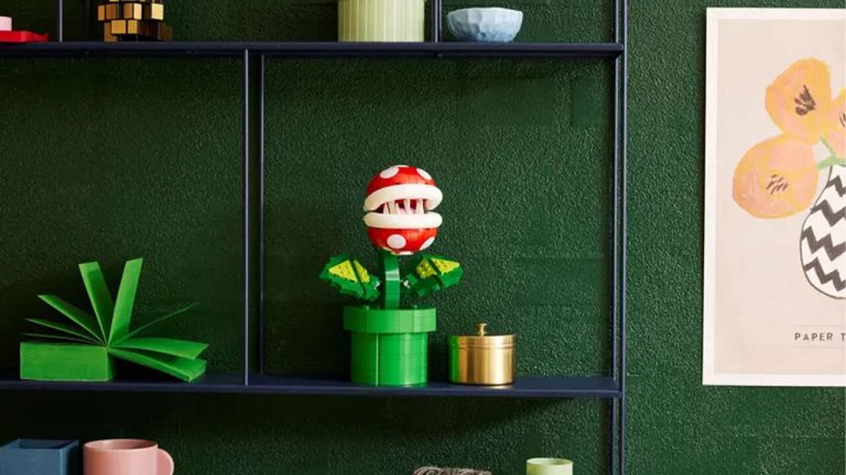 The Lego Piranha Plant Appears to be like Like One Of The Finest Tremendous Mario Units But